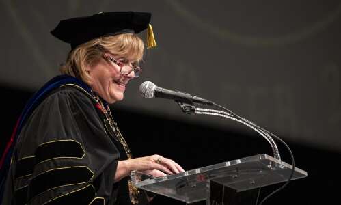 University of Iowa formally installs President Barbara Wilson