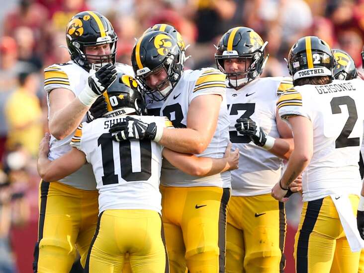 Iowa needs young offensive line to help increase production