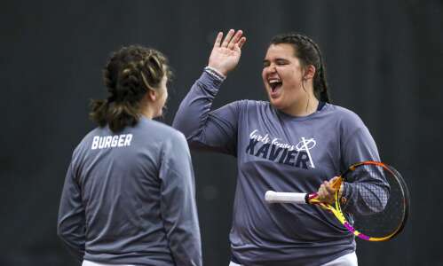 Doubles teams from Xavier, Washington aiming for tennis gold