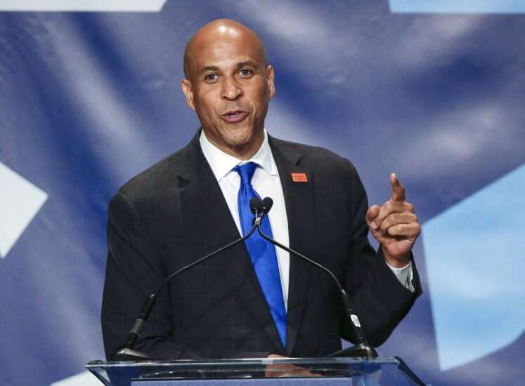 Fact Checker: How many Iowans benefit from Cory Booker’s proposed renters tax credit?