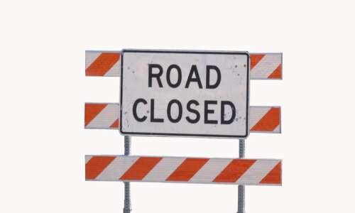 Mount Vernon Road closed east of Cedar Rapids after power lines down from crash