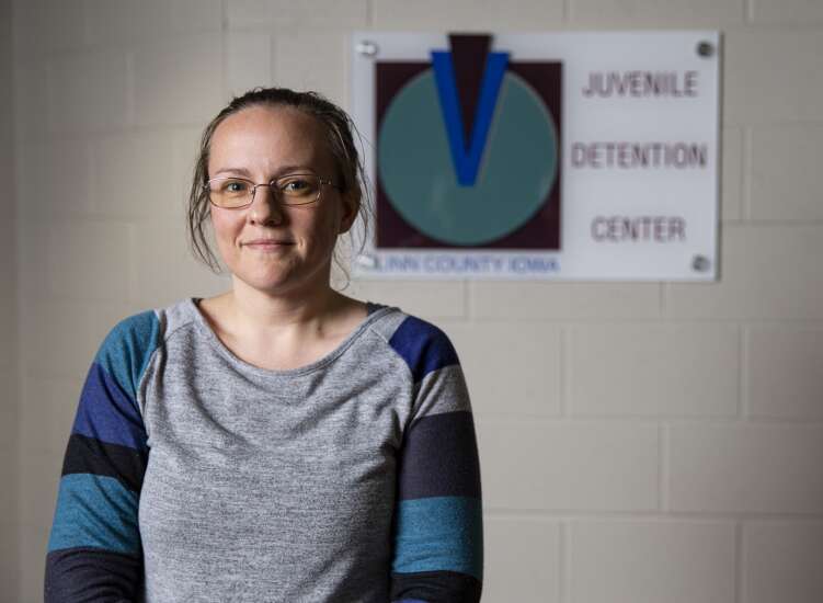 Linn County Juvenile Detention Center provides mental health services to incarcerated youths