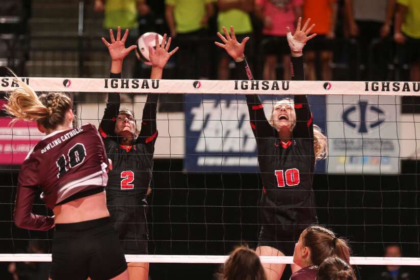 Photos: Cedar Falls vs. West Des Moines Dowling in Iowa high school state volleyball tournament