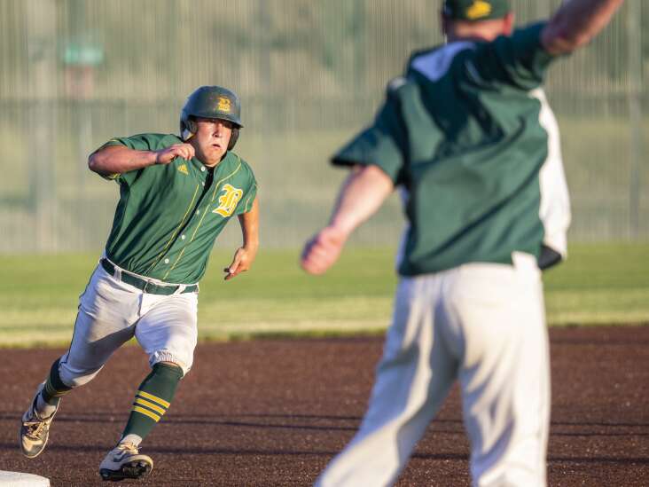 Photos: Dyersville Beckman at Cedar Rapids Xavier baseball 