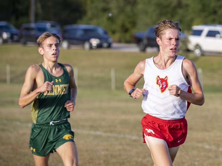 Jedidiah Osgood and Miles Wilson: ‘We were cookin’, man’ at the Eastern Iowa Cross Country Classic