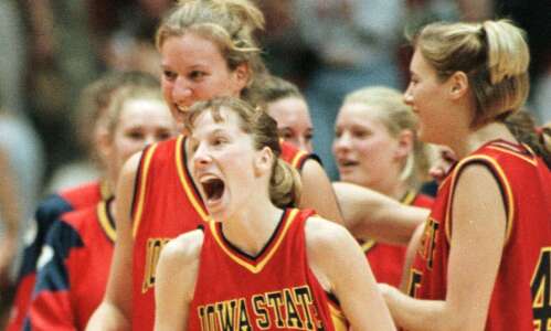 1999 UConn upset put ISU women’s basketball on national map