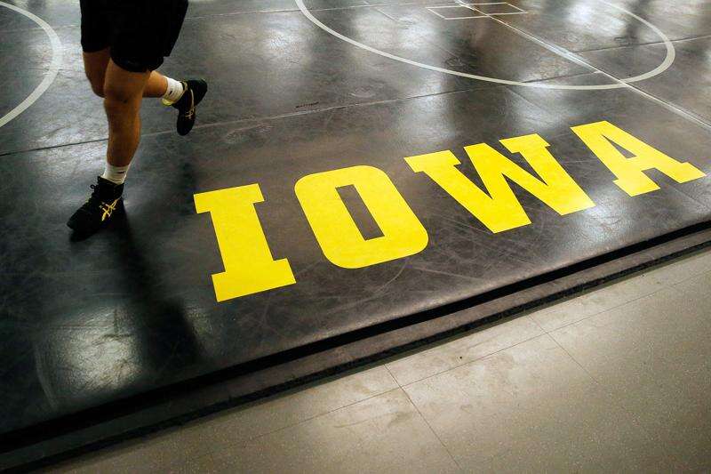Iowa wrestling commit Gabe Arnold feels at home at City High after making the move a year early