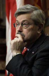 Branstad says he would sign a traffic camera ban
