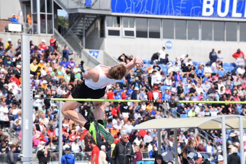 New London’s Kade Benjamin clears 6’7 at the Iowa High School Track and Field Championship at Drake Stadium on Friday, May 19, 2023. The jump was good enough to propel Benjamin to the Class 1A state title.  (Hunter Moeller/The Union)