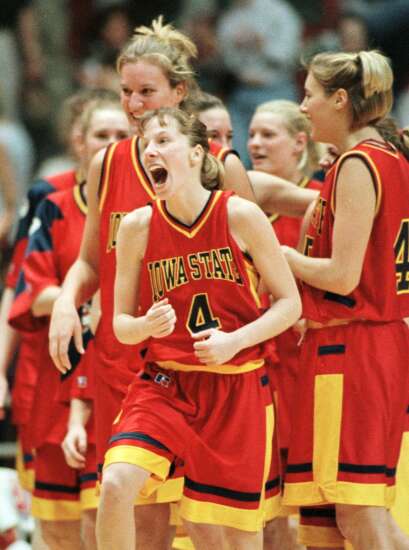 50 years of Title IX at Iowa State: 1999 Sweet 16 win over UConn put ISU women’s basketball on the map for good