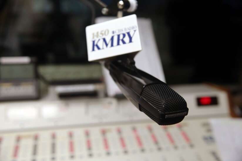 KMRY radio’s Rick Sellers retiring after 5 decades in the industry