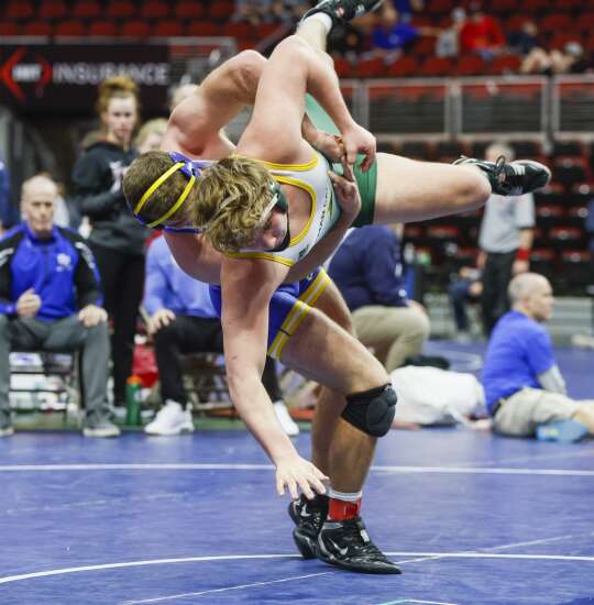 Photos: Iowa high school state wrestling 2022 Class 1A and 3A semifinals