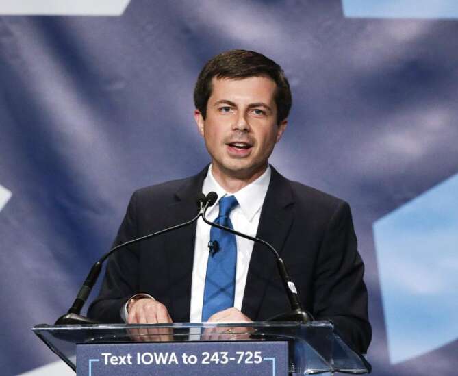 Pete Buttigieg builds up Iowa campaign, hopes for another surge