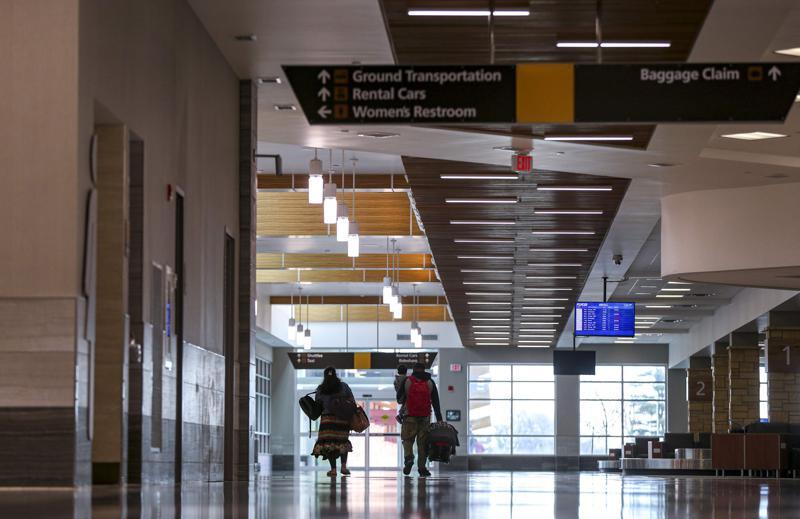 Eastern Iowa Airport Forced To Pause Health Screening Plan The Gazette