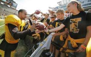 Hlas column: Whether a captain or not, Micah Hyde can still offer Hawkeyes true leadership