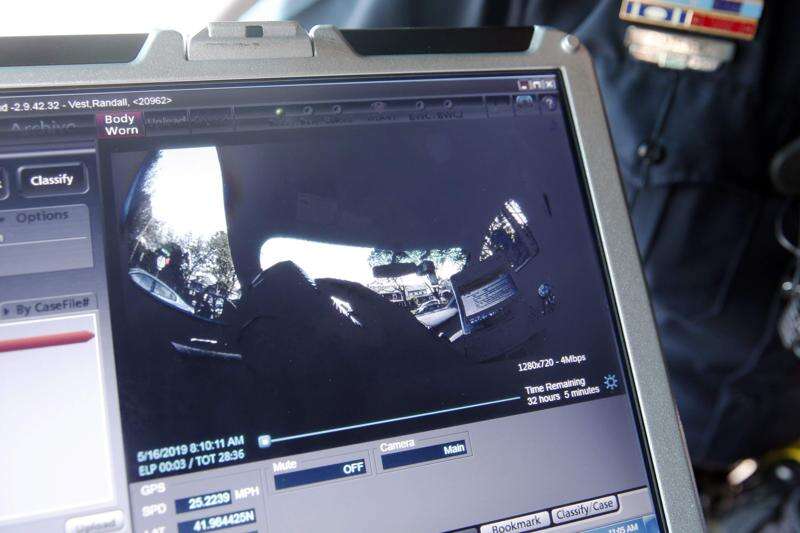 Cedar Rapids police body camera program gears up