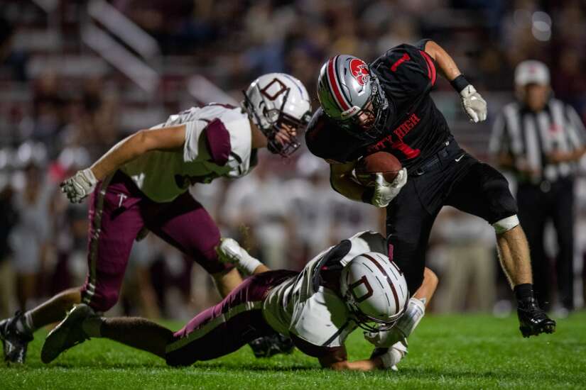 Photos: West Des Moines Dowling vs. Iowa City High, Iowa high school football Week 4