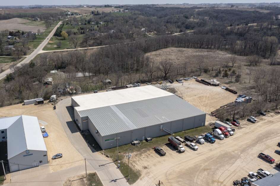 The RepurposedMATERIALS’ warehouse in Maquoketa is shown in this Septermber 2017 aerial photo. The Denver-based company decided to move its regional warenouses out of metro areas to rural areas around the country. (Nick Rohlman/The Gazette)