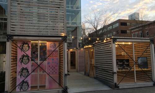 Iowa City project opens new windows for art exhibitions