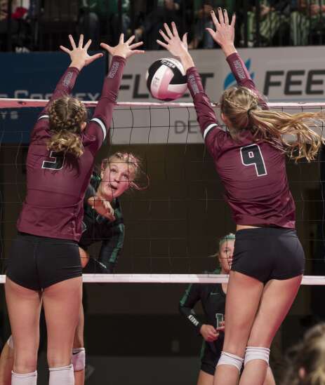 Photos: Western Christian vs. Osage in Iowa high school state volleyball tournament