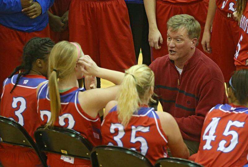 Former Cedar Rapids Washington girls’ basketball coach Frank Howell dies at age 52