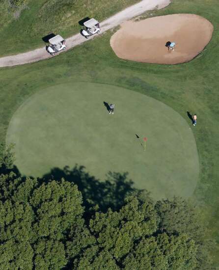 Gardner, Ellis golf courses opening for season