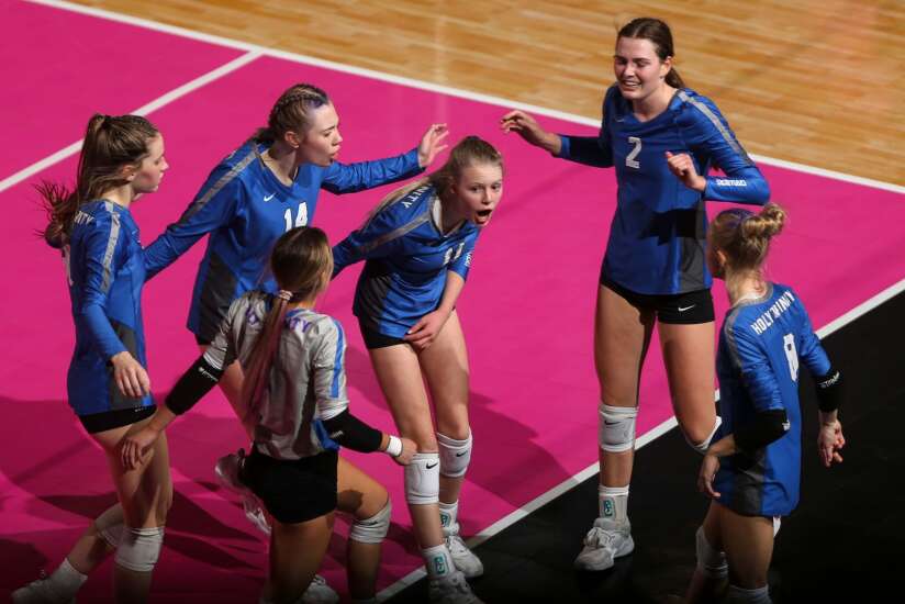 Photos: Fort Madison Holy Trinity vs. Janesville in Iowa high school state volleyball tournament