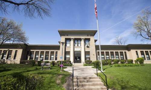 Concerns raised in Cedar Rapids school’s plan to close Garfield