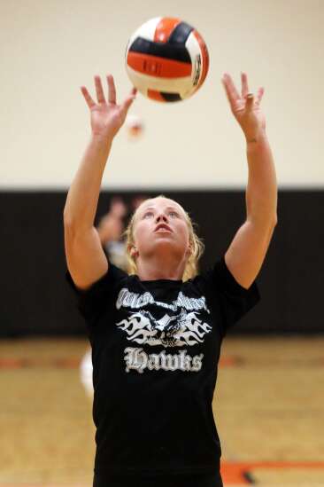 What makes West Delaware volleyball special? From Day 1, Hawks bring the speed