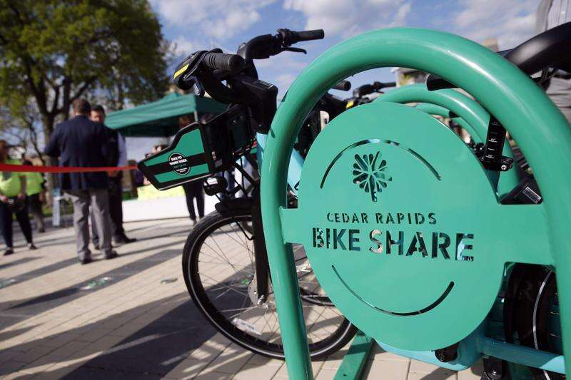 New bike share could boost business in downtown Cedar Rapids