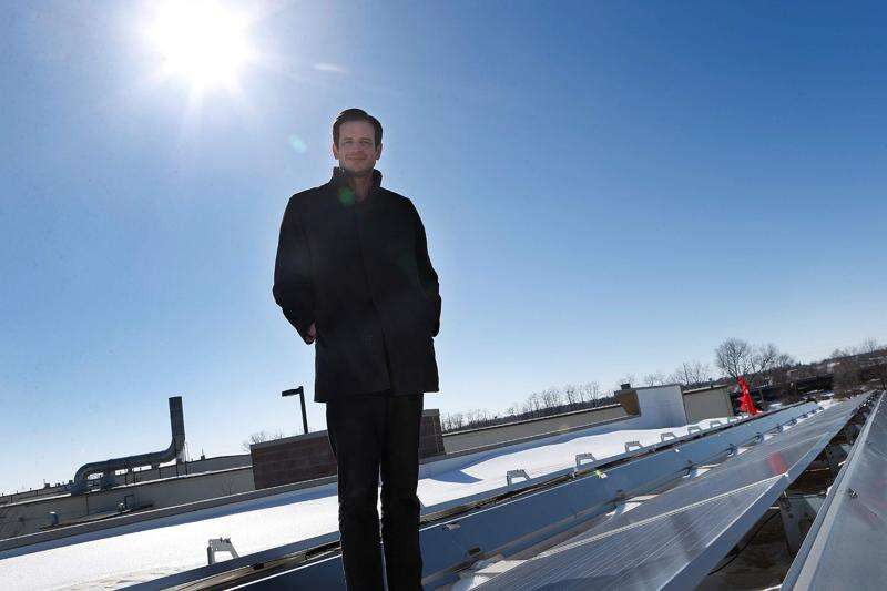Iowa court ruling lets public sector tap into solar