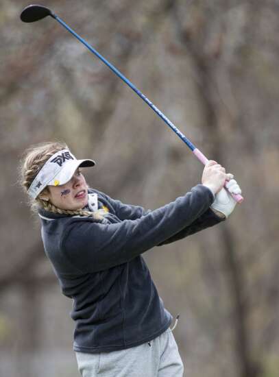 Arthritis is challenging, not defining for Iowa City Liberty state golf contender Bella Pettersen