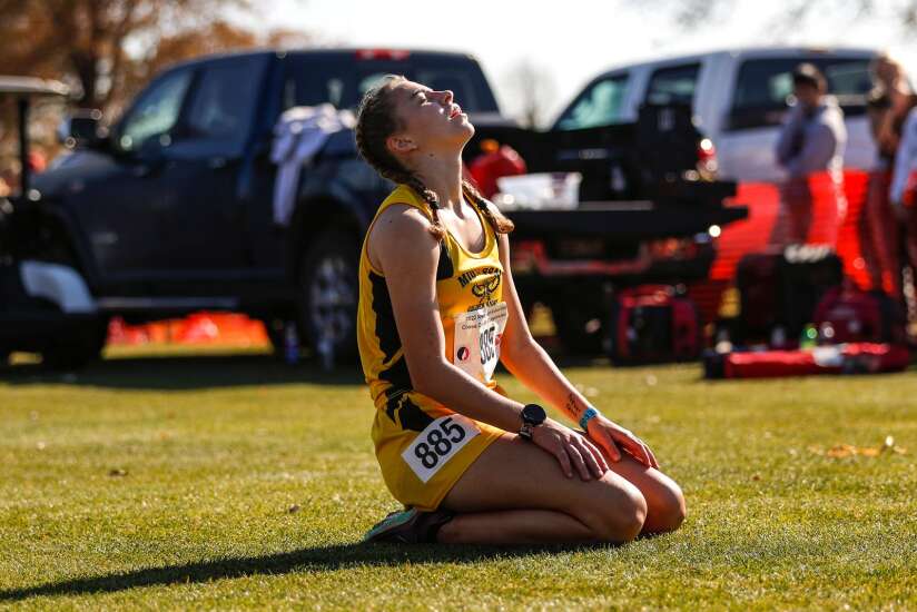 Photos: Class 2A Iowa high school state cross country championships