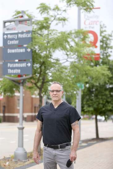 Businesses can pledge to be ‘COVID-conscious’ through Iowa City doctor’s initiative