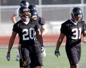 Linebackers look to make their marks at Iowa
