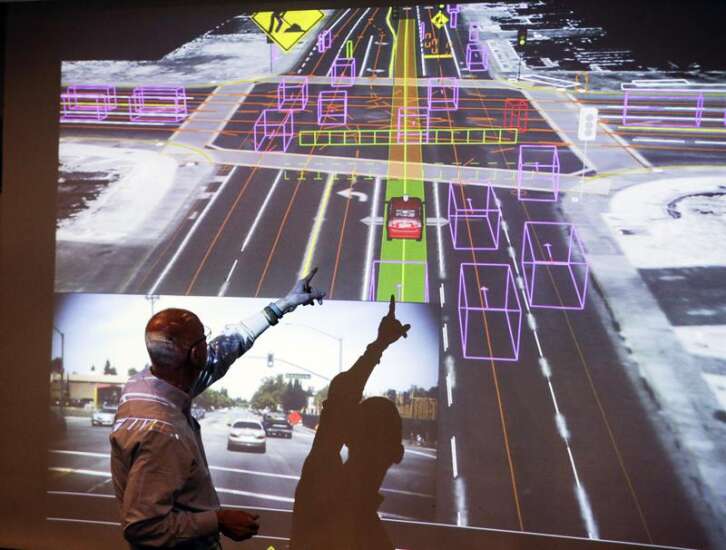 Iowa primed to be first in nation for driverless cars