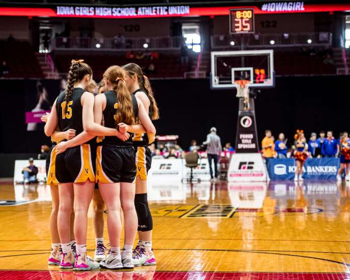 Photos: Vinton-Shellsburg vs. Benton Community in 2023 Iowa Class 3A girls’ state basketball semifinals