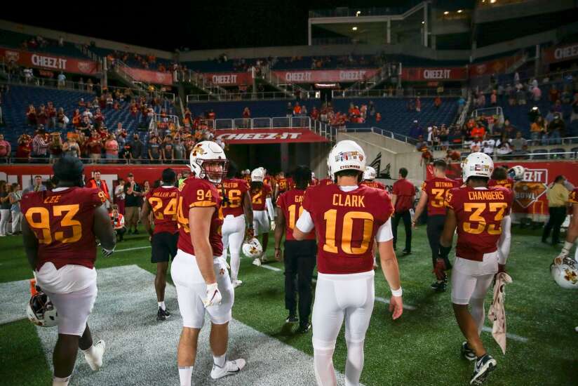 Photos: Iowa State Cyclones vs. Clemson Tigers in Cheez-It Bowl