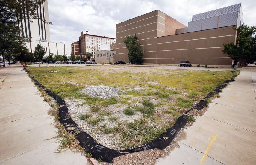 ‘Prime’ piece of empty downtown Cedar Rapids land listed for $2.5 million near Paramount Theatre