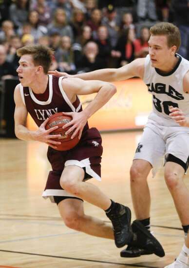 North Linn rolls past Clayton Ridge, 57-31, for 1st state tourney berth in 40 years