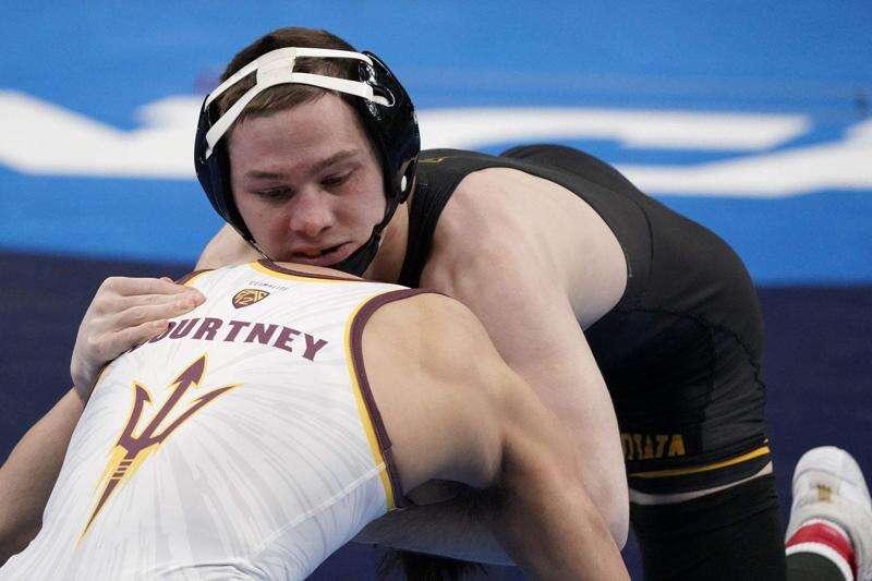 Iowa Wrestling Weekend That Was: Spencer Lee opts for surgery, Drake Ayala impresses at Southern Scuffle