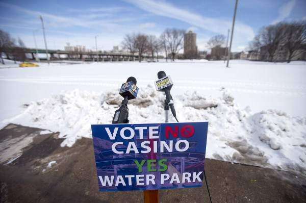 Riverside casino CEO will build water park in Cedar Rapids if you vote 'No' on Linn casino
