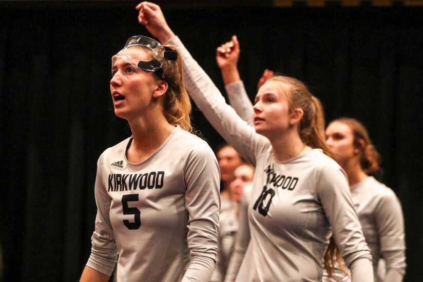 Photos: Kirkwood vs Moraine Valley in the  NJCAA Volleyball Division II Championships first round 