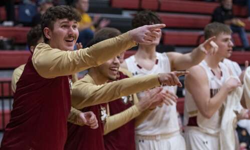 Coe men’s basketball looking for another hot streak