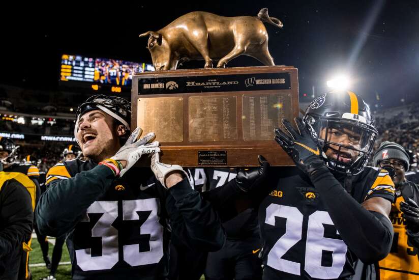 Photos: Iowa football beats Wisconsin to claim Heartland Trophy