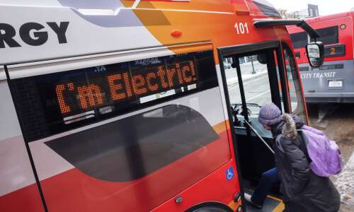 Electric buses hit the streets in Iowa City