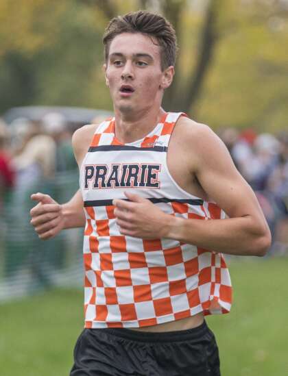 Cedar Rapids Prairie boys sweat it out, advance to state cross country for 14th straight year