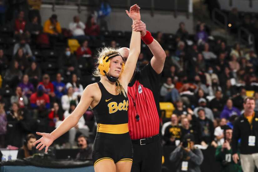 Iowa Wrestling Weekend That Was: Hawkeyes begin to lock down highly-touted talent for women’s wrestling program