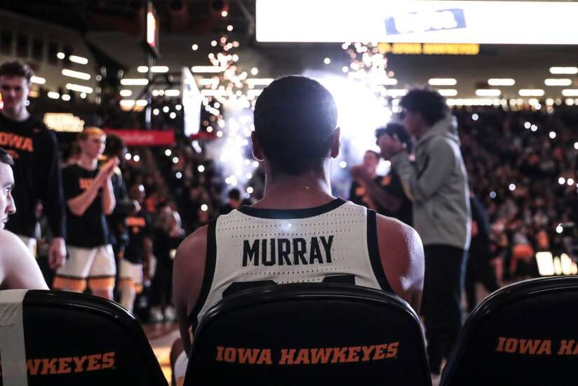 Hot Illinois is first barrier for Hawkeye men as they try to climb February wall