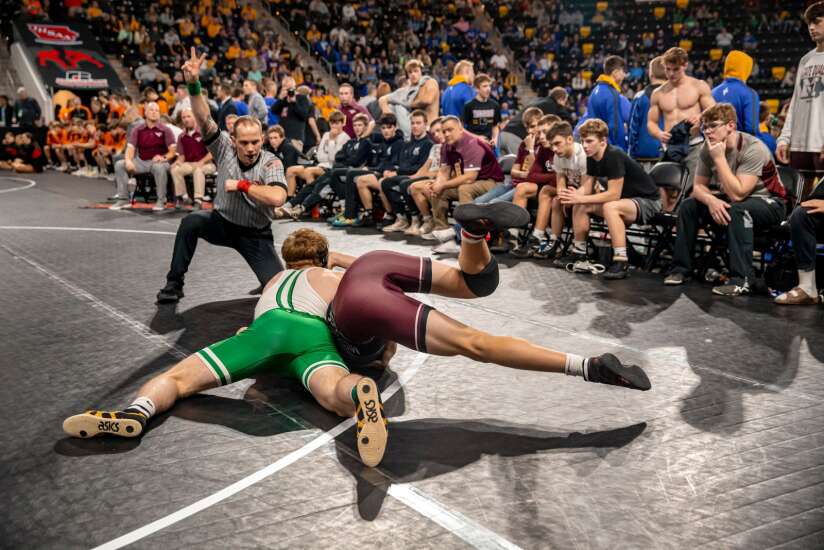 Photos: 2023 Iowa high school boys’ state wrestling duals